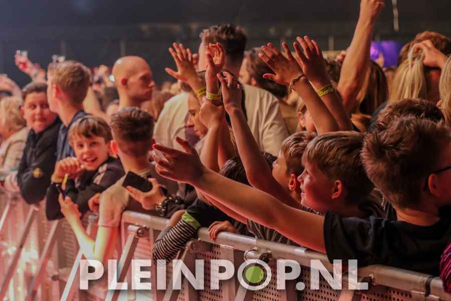 Publiek    Bezoekers (176)